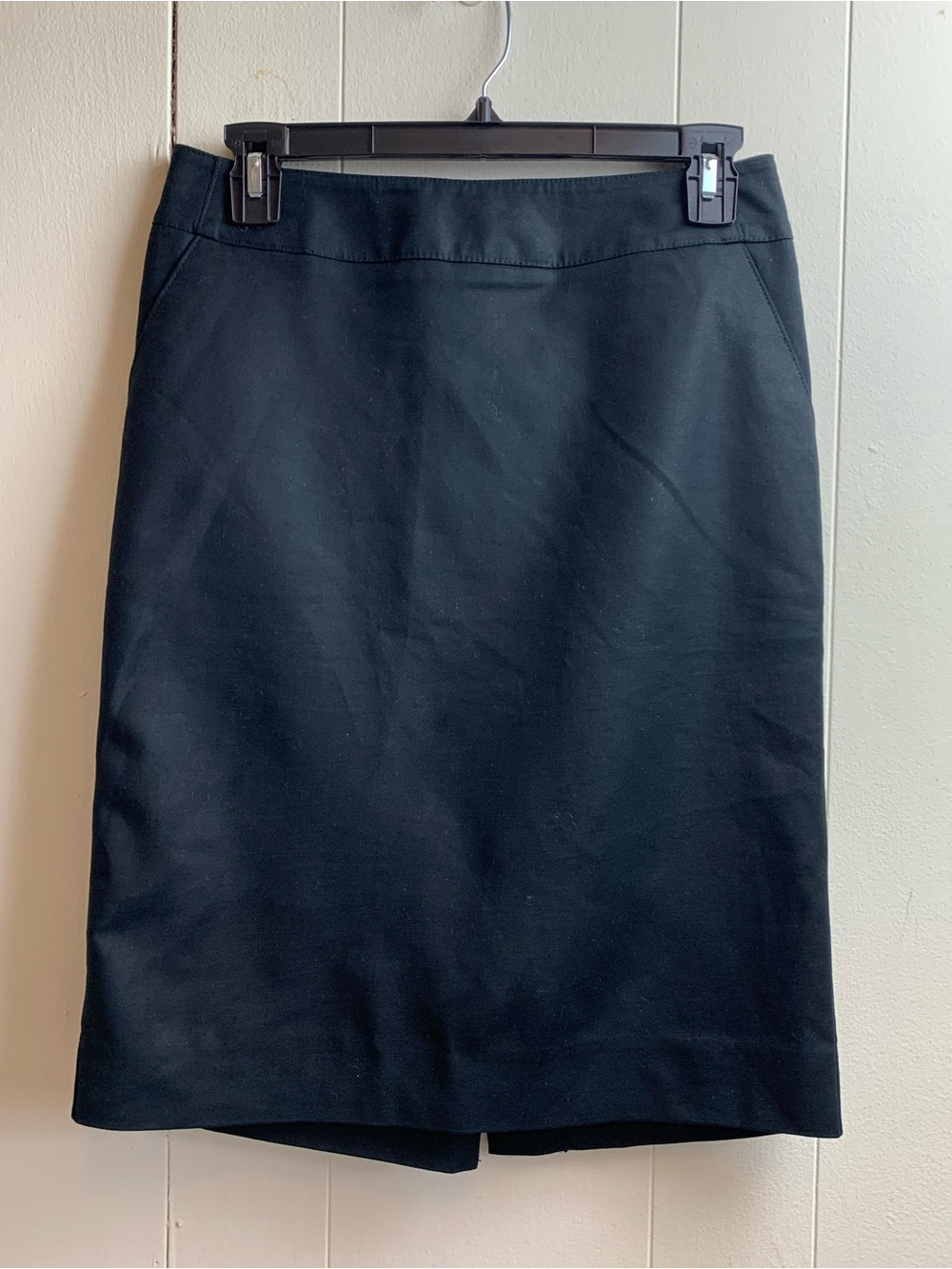 Merona Black Pencil Skirt - Classic Office Staple  size  4